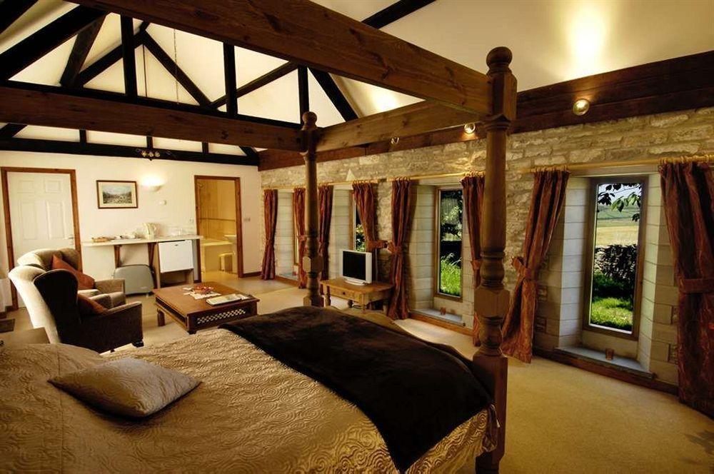Kingston Country Courtyard 4*