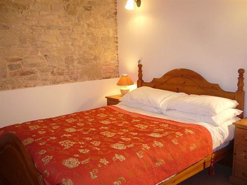 Kingston Country Courtyard 4*